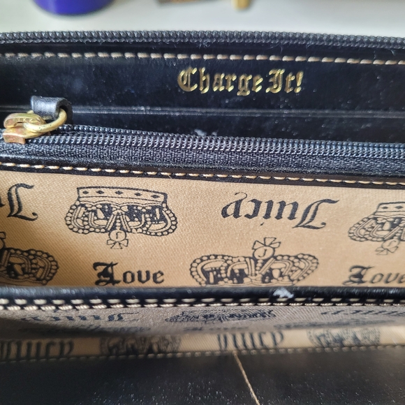 Juicy Couture Brown and Cream Women's Wallet - Picture 10 of 12